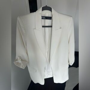 Zara white blazer rolled up sleeves size xs